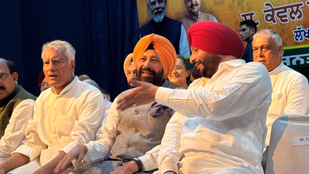 ਪੰਜਾਬ ਭਾਜਪਾ ਵਲੋਂ ਨਵੀਂ ਟੀਮ ਦਾ ਐਲਾਨ , ਇਨ੍ਹਾਂ ਆਗੂਆਂ ਨੂੰ ਸੌਂਪੀਆਂ ਜ਼ਿੰਮੇਵਾਰੀਆਂ